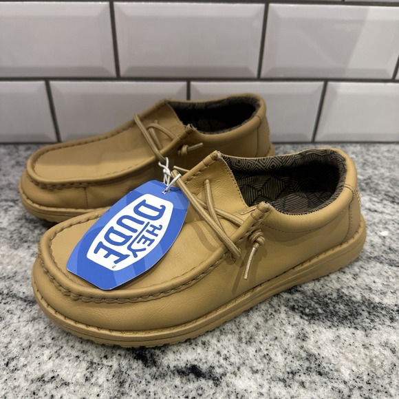 Hey‎ Dude Wally Youth Mono Leather Tan Loafers Shoes Size YT5 Comfort Casual New - Picture 3 of 8